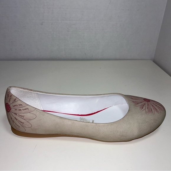 Goby Beige Pink Floral Faux Leather Slip On Ballerina Ballet Flats - Picture 4 of 12